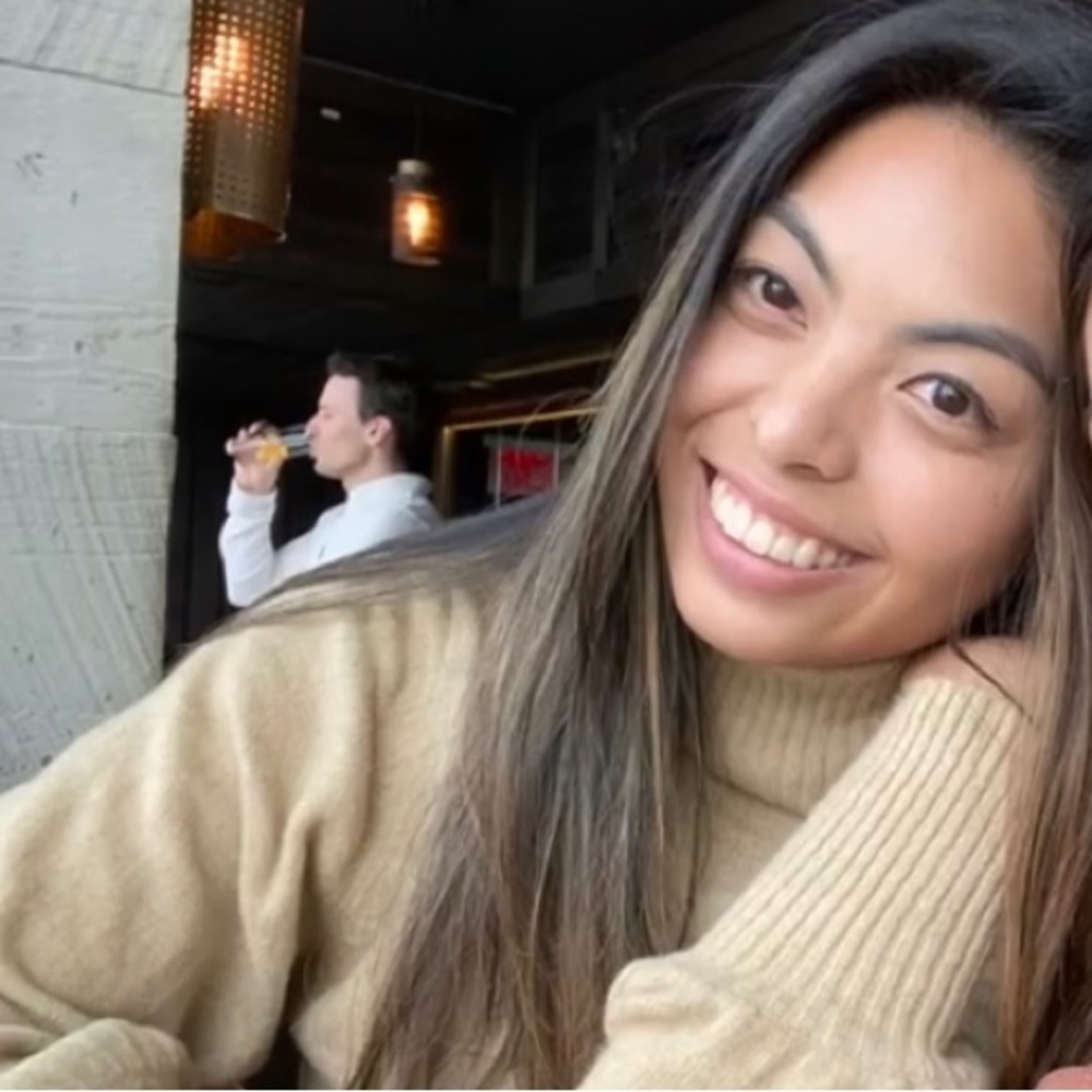 Meet your Posher, Nicole